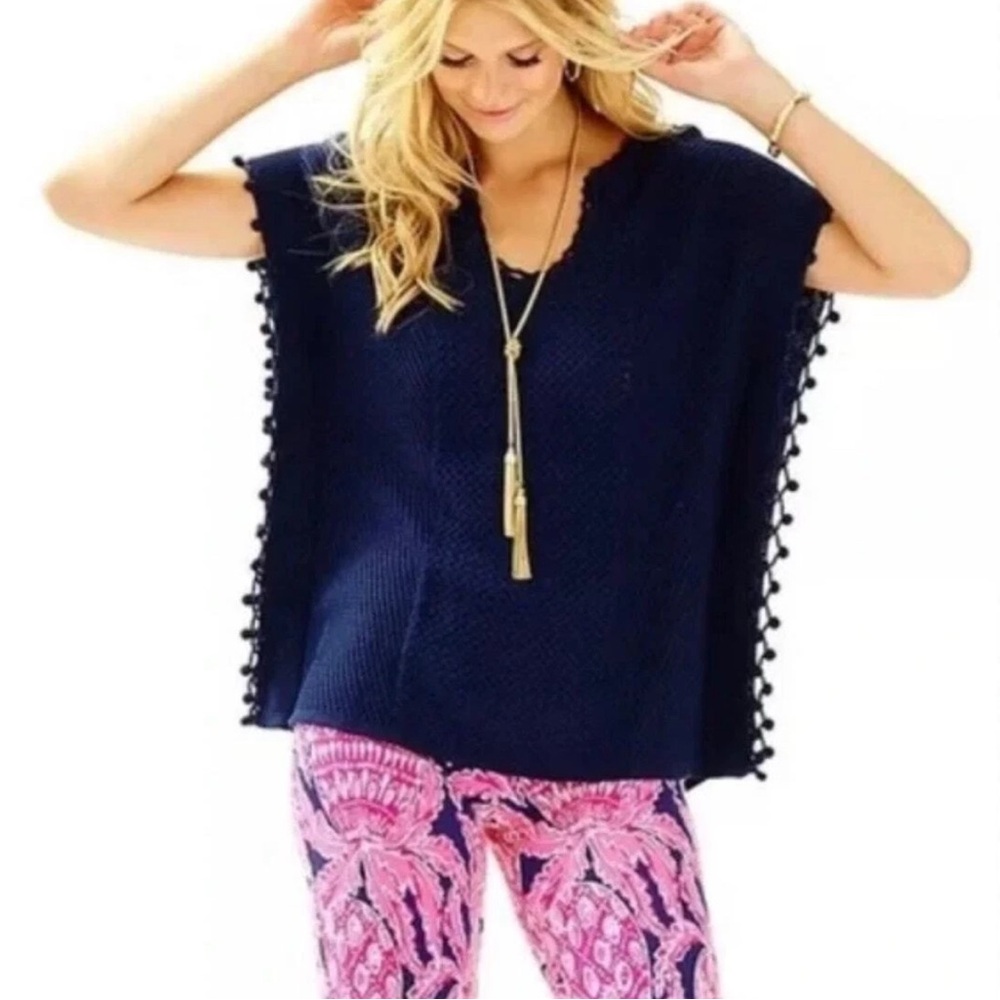 Lilly Pulitzer Poncho Sweater Womens XS Navy Blue Keating Pom Pom Coverup
